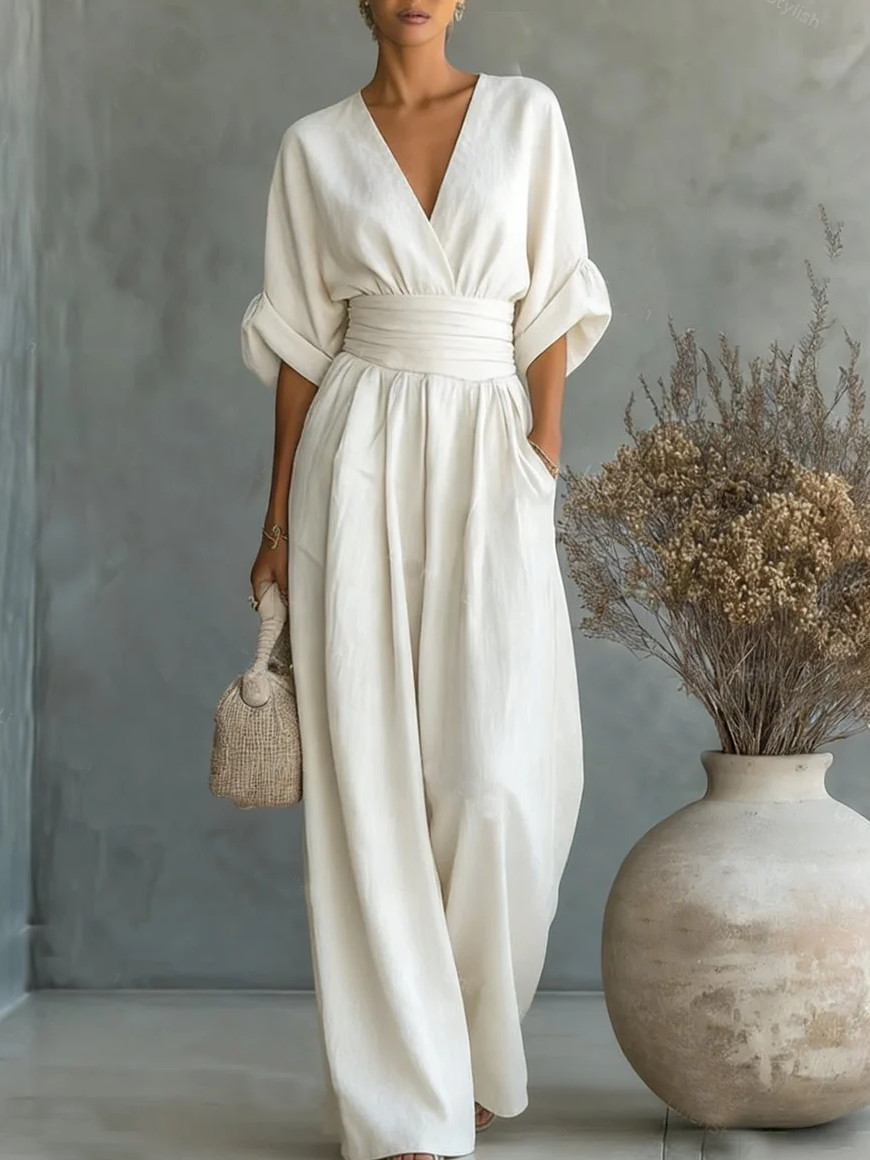 Elegant jumpsuit med V-ringning och hög midja