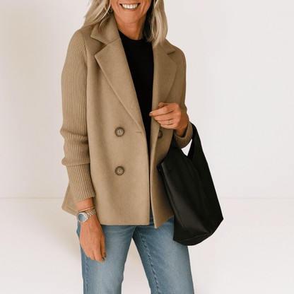 Martine™ - Elegant Jacka med Stickade Ärmar