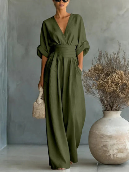Elegant jumpsuit med V-ringning och hög midja